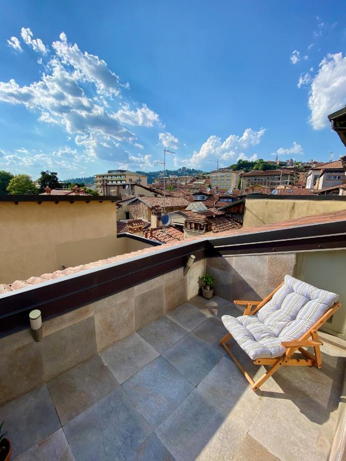 Magic Place Bergamo! Relax Apartment With Terrace In The Heart Of The City Bagian luar foto