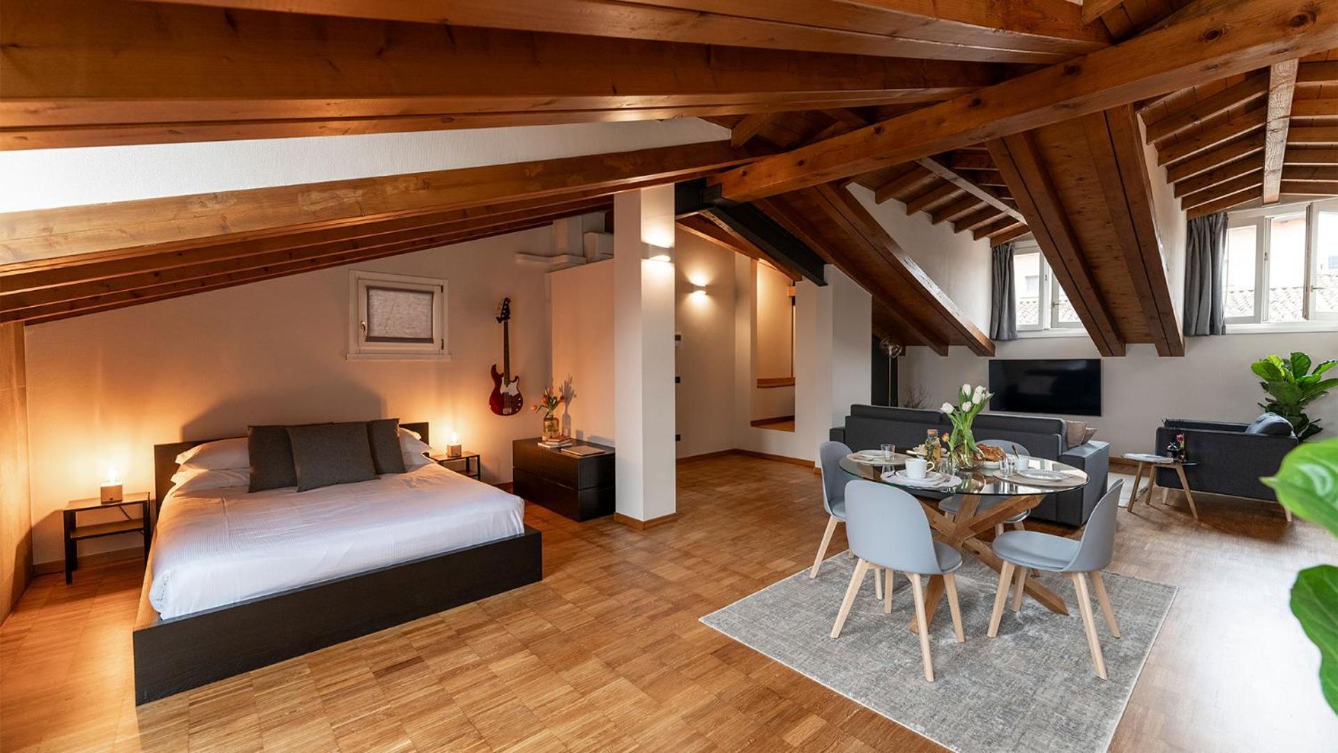 Magic Place Bergamo! Relax Apartment With Terrace In The Heart Of The City Bagian luar foto